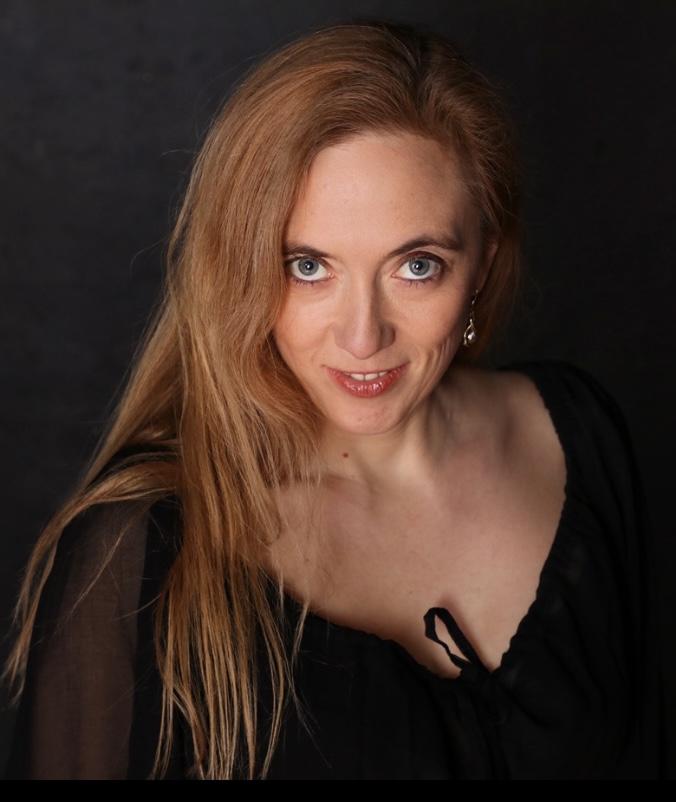 actor Sophie Karl large photo