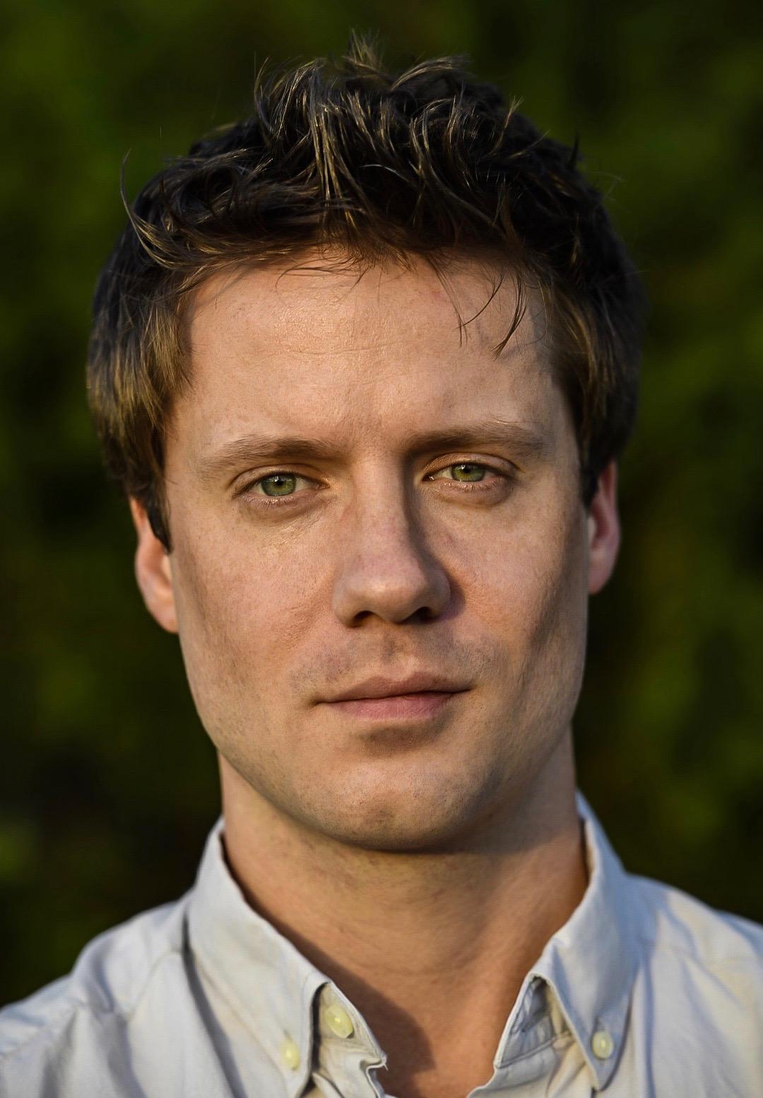 actor Nathan Ross Murphy large photo