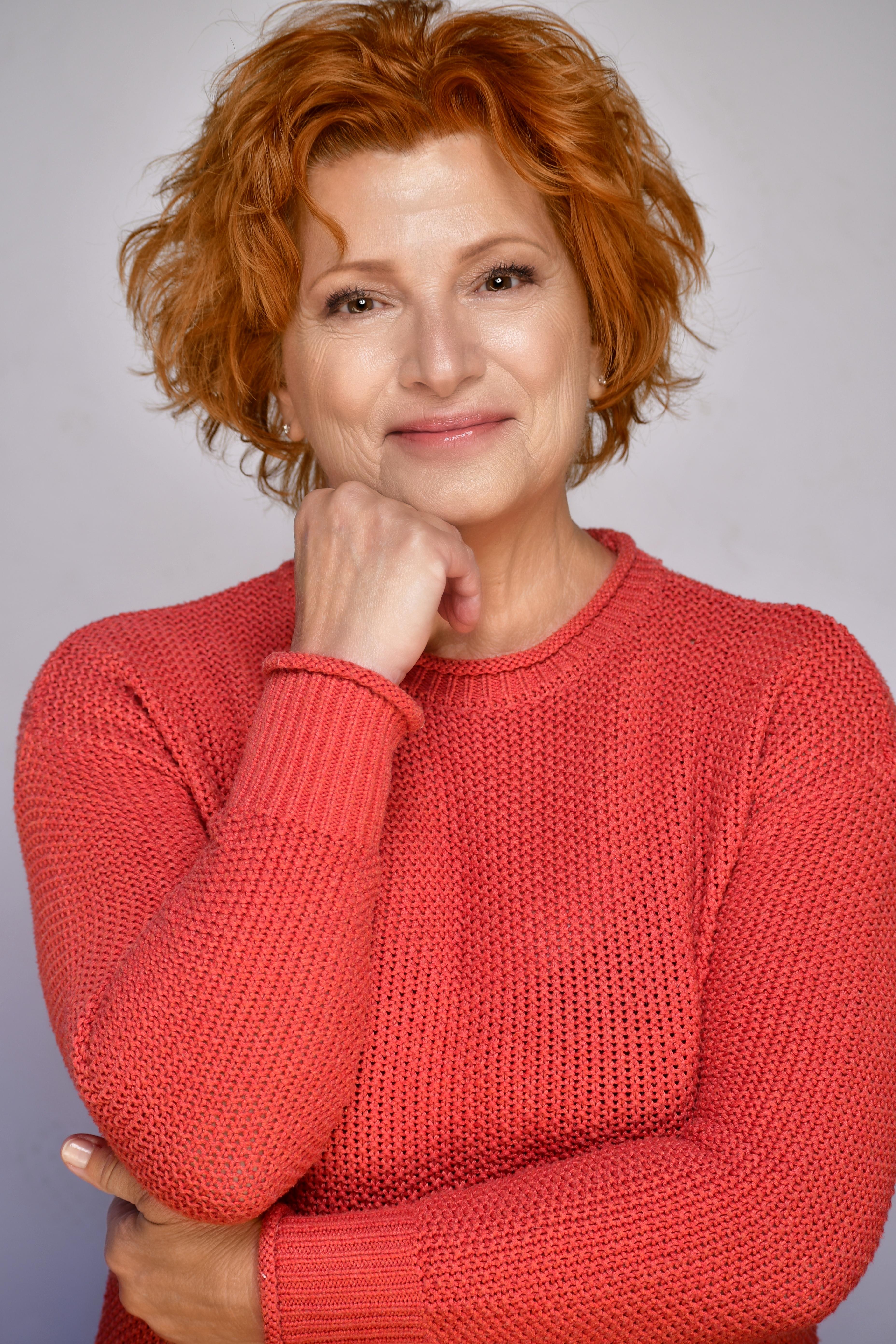 actor Frances McGarry large photo