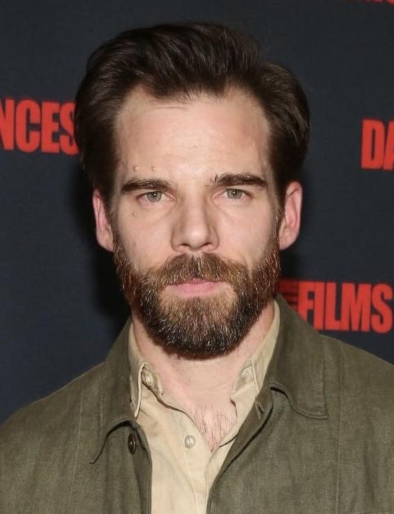 actor Greg Cohan large photo