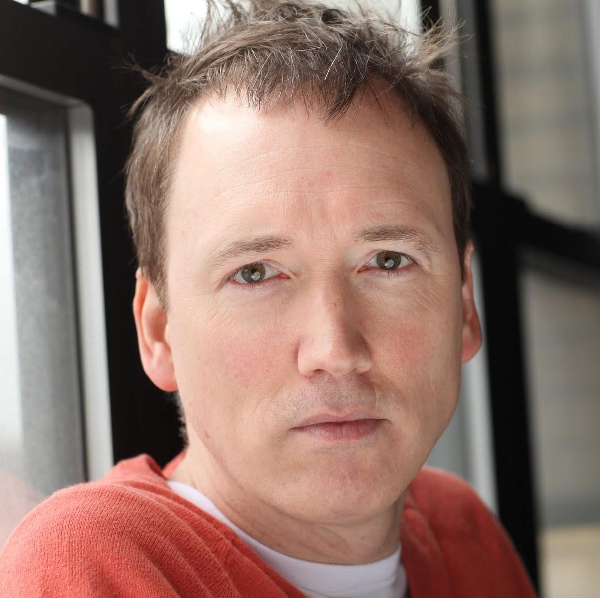 actor Tom Shillue large photo