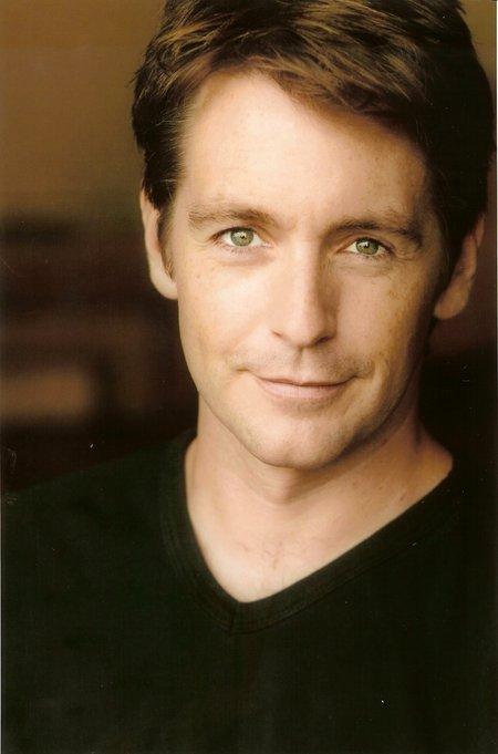 actor Doug Purdy large photo