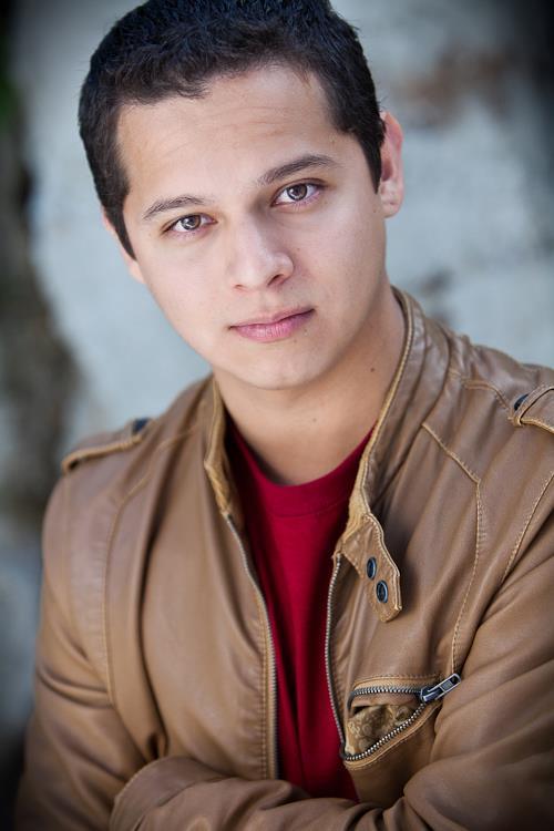 actor Omar Saavedra large photo