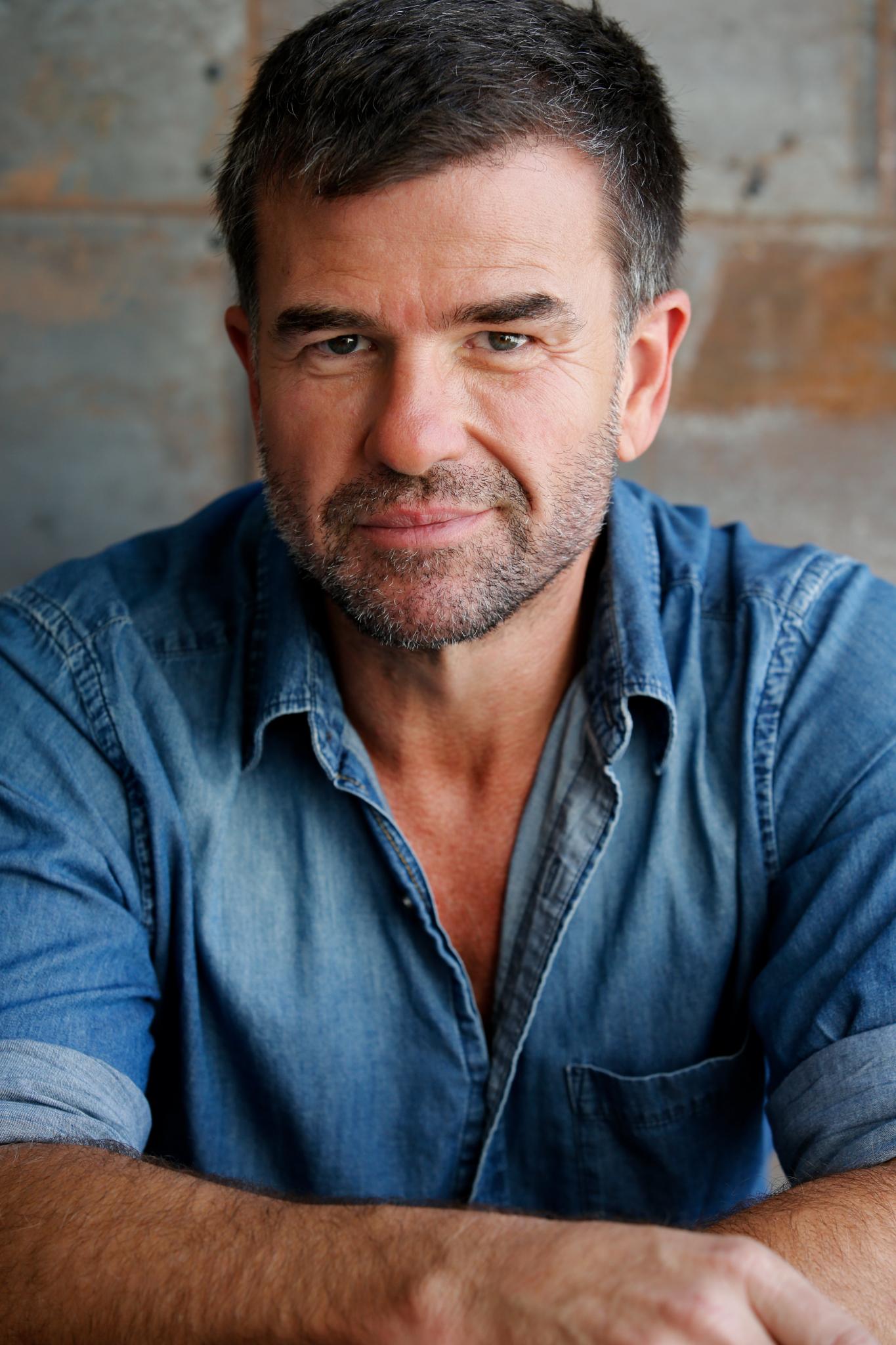 actor James Patrick Pitt large photo