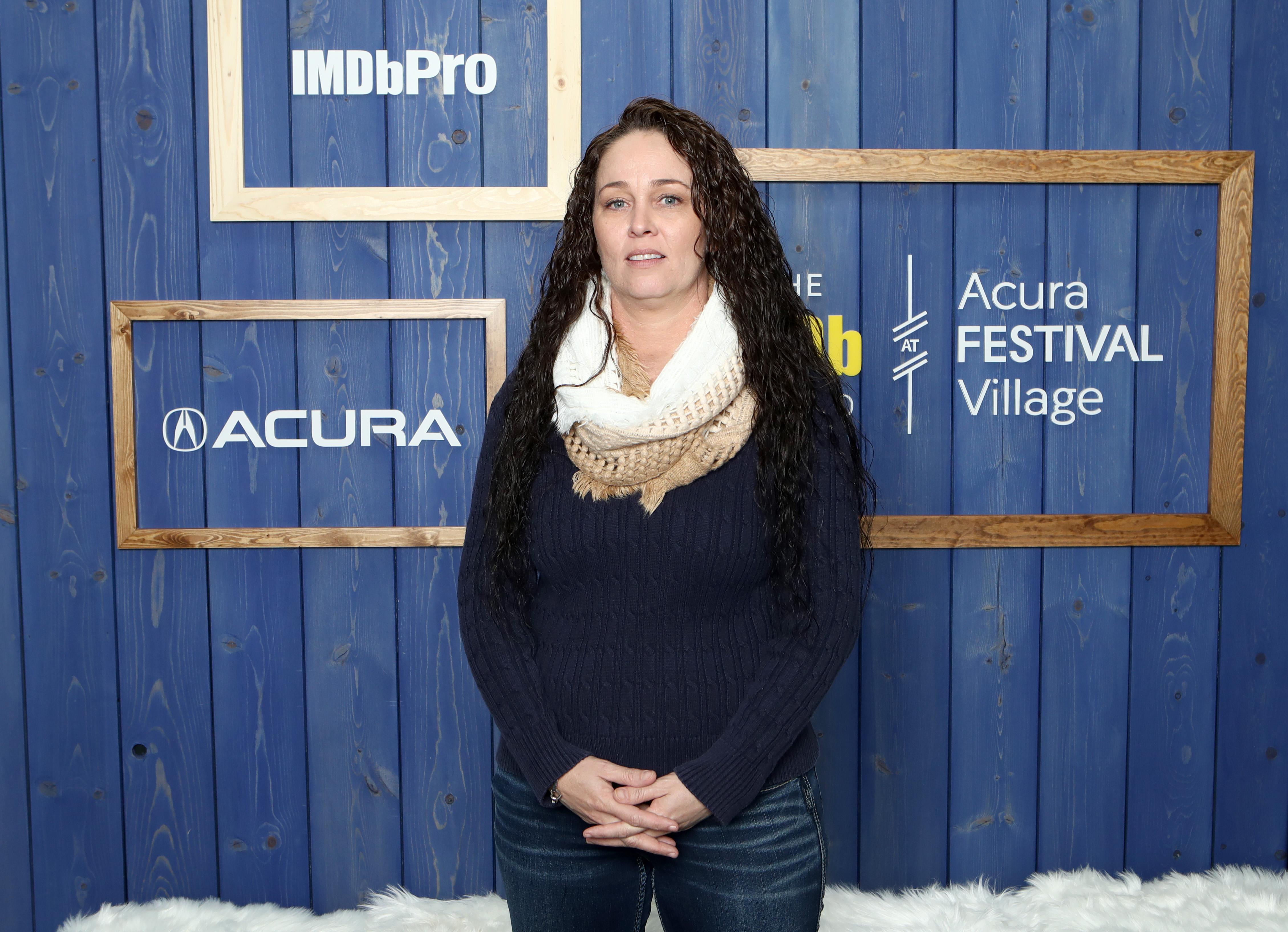 actor Kindra Arnesen large photo