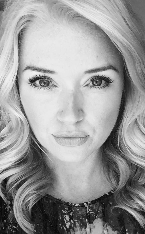 actor Annie Neal large photo