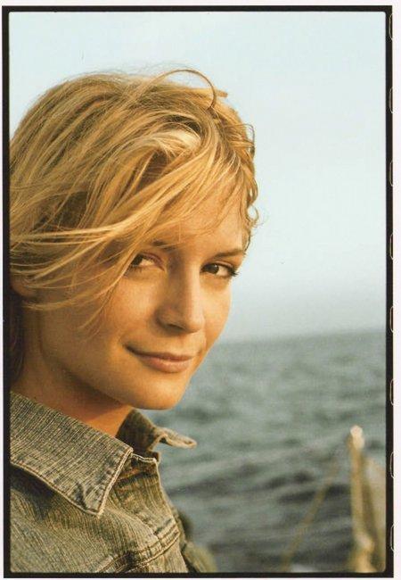 actor Allyson Everitt large photo