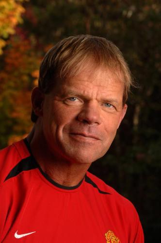 actor Larry Pfohl large photo