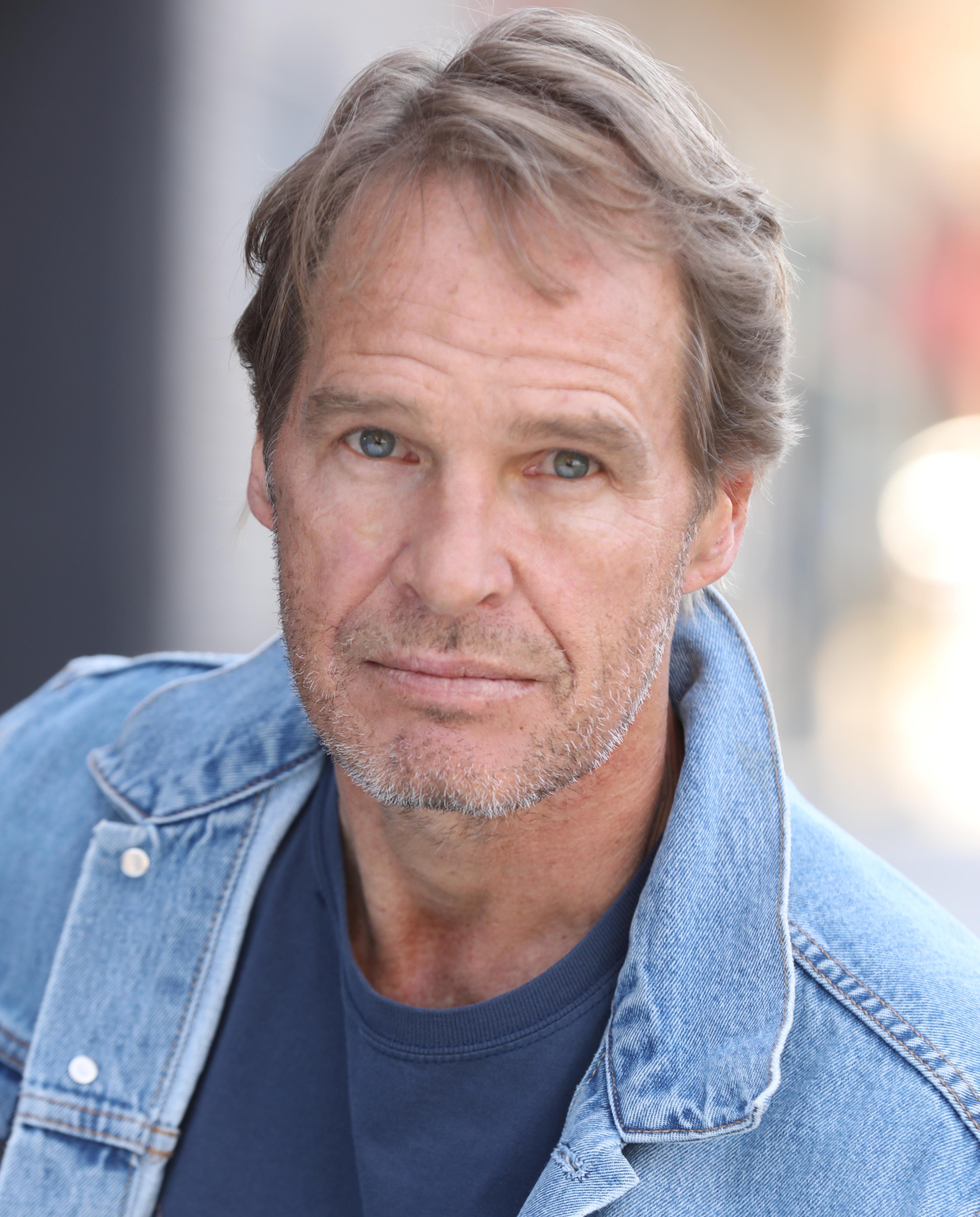 actor Drew Pollock large photo