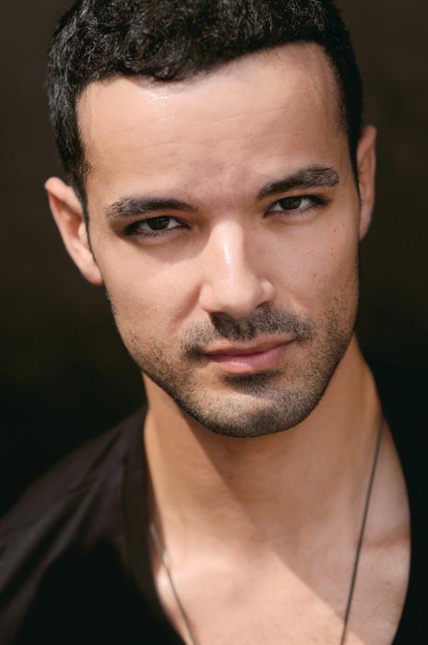 actor Junes Zahdi large photo