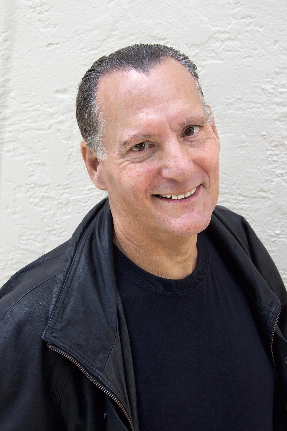 actor Richard Lewis Warren large photo