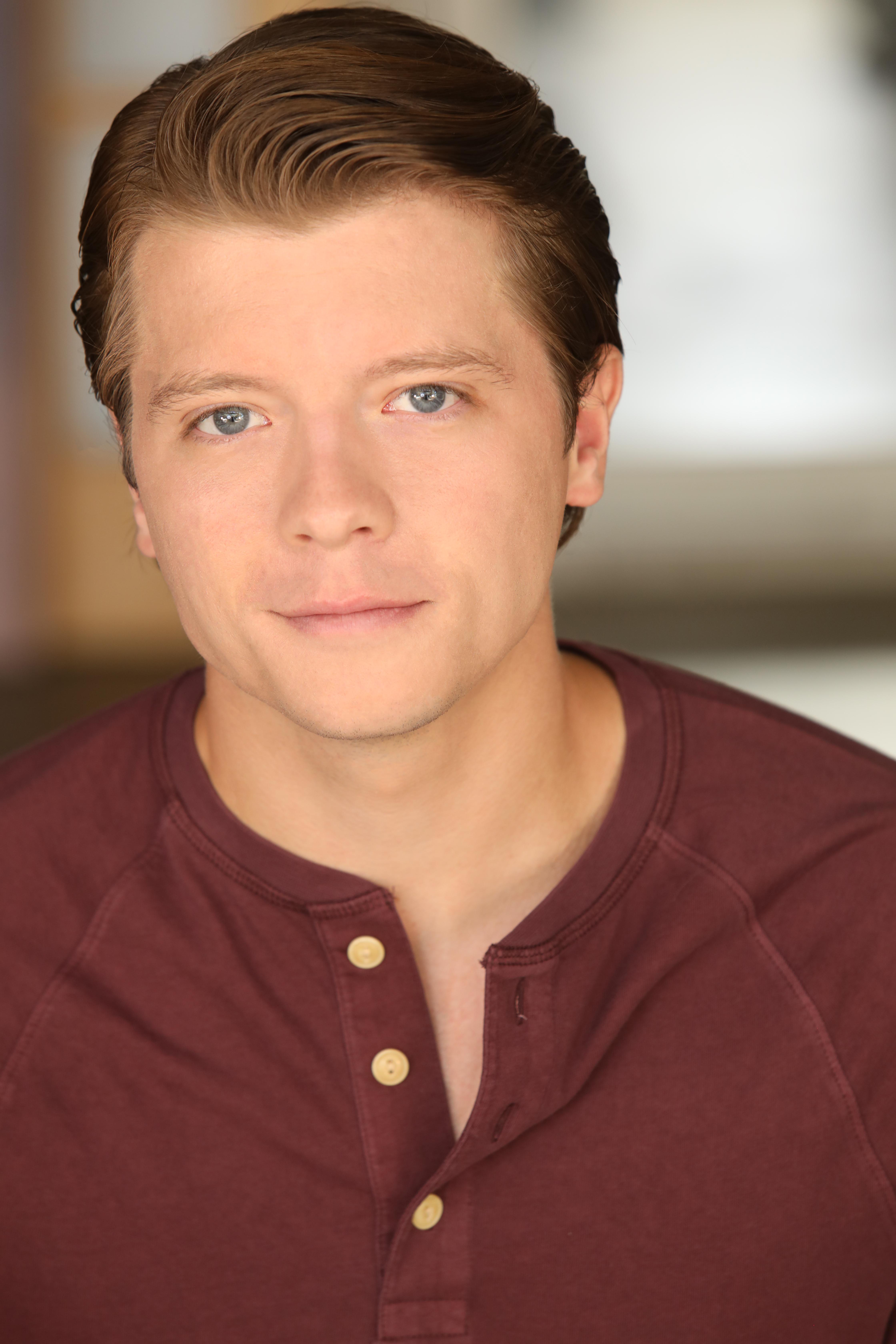 actor Patrick Hogue large photo