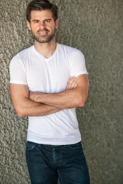 actor Brett Easton large photo