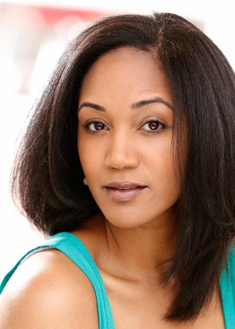 actor Raychelle McDonald large photo