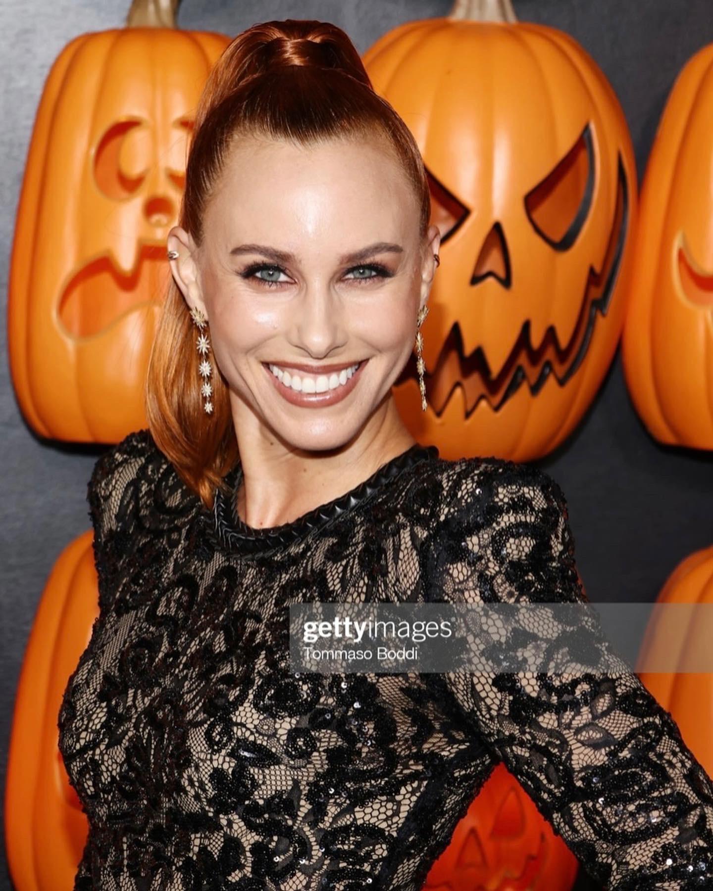 actor Michele Dawson large photo