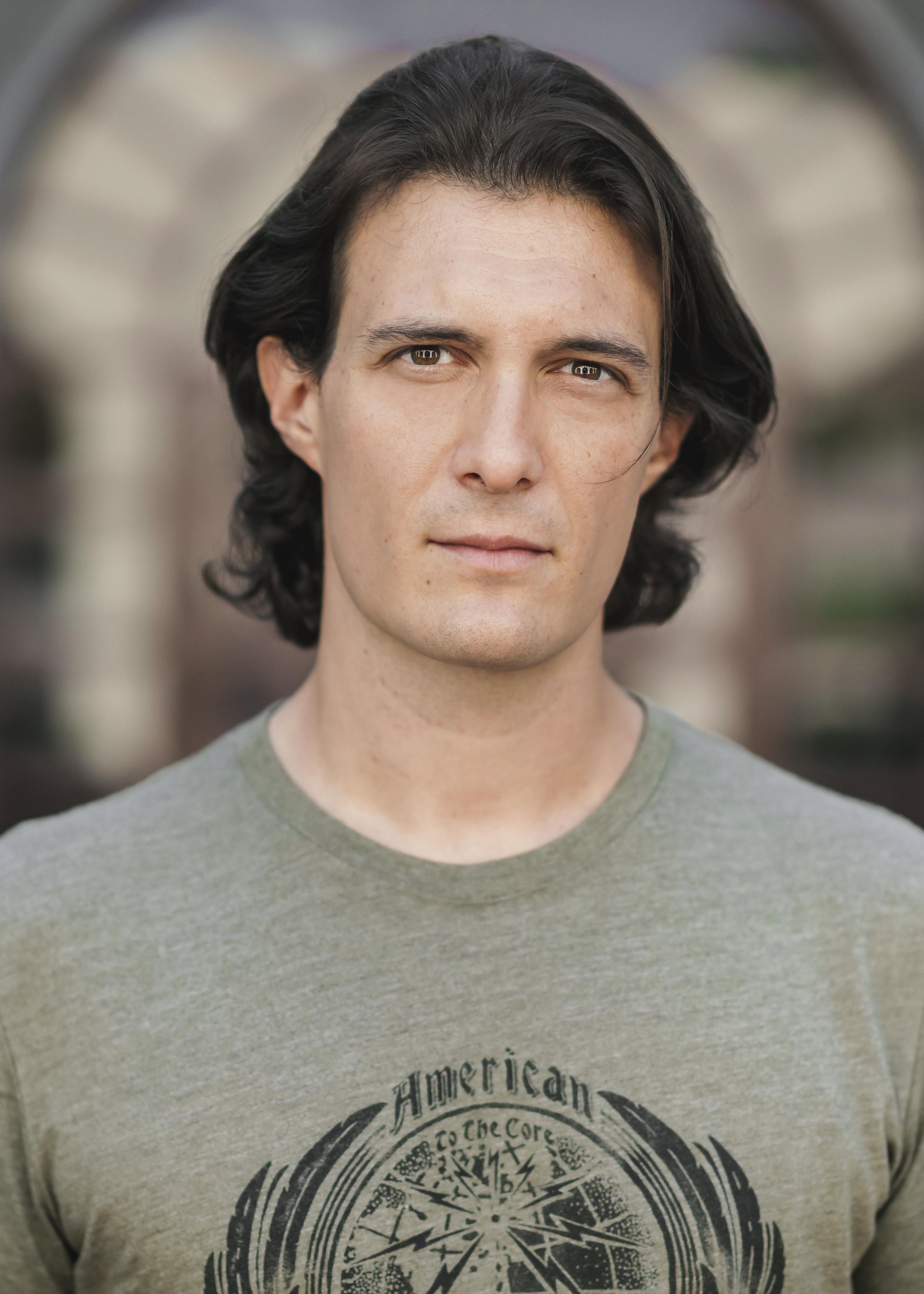 actor Simone Attenni large photo