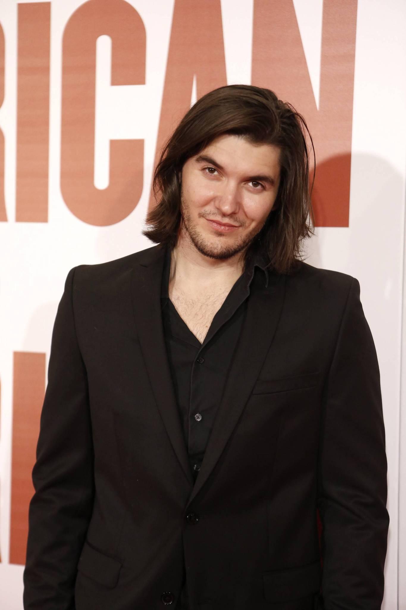 actor Rett Terrell large photo