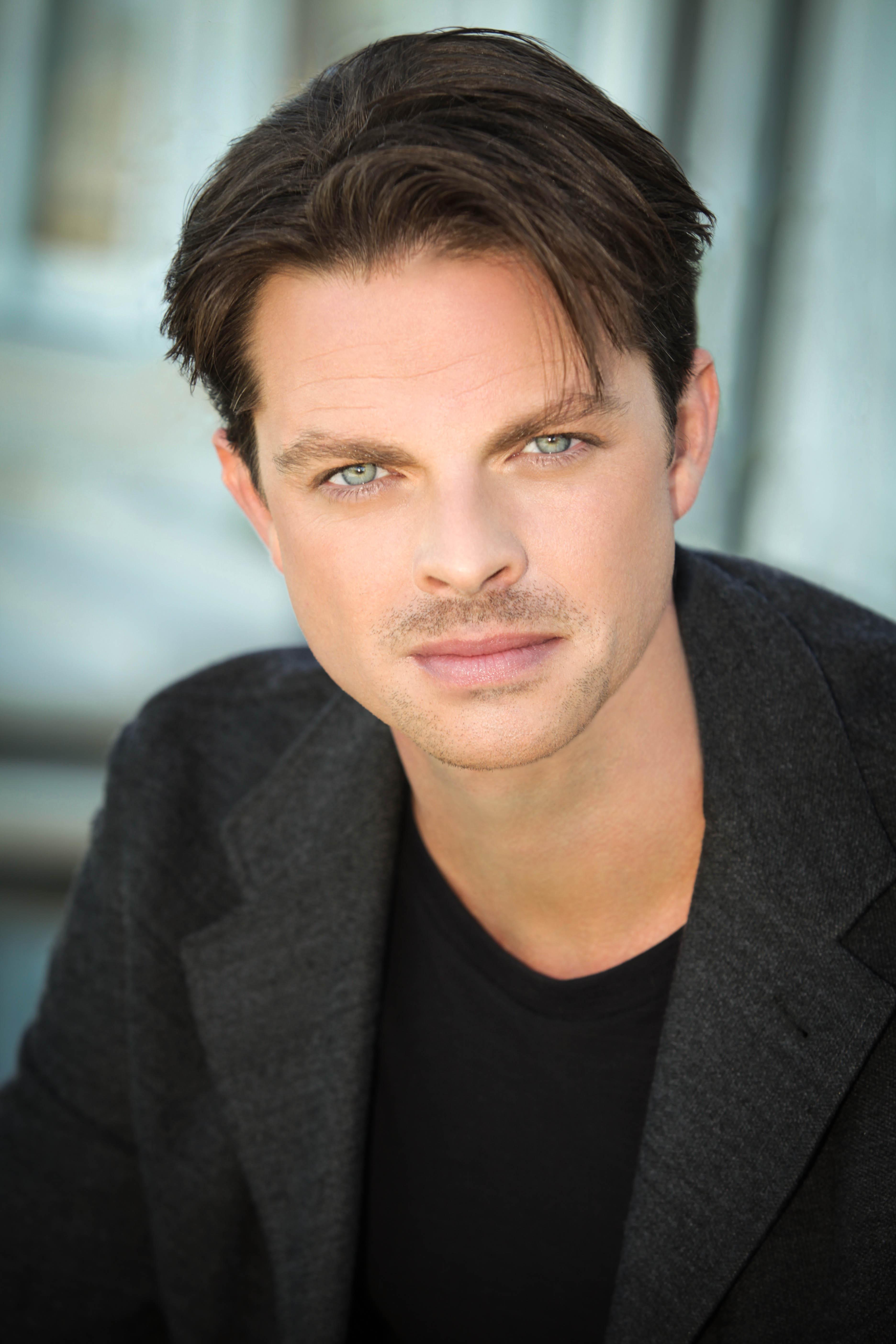 actor Brian Fortuna large photo