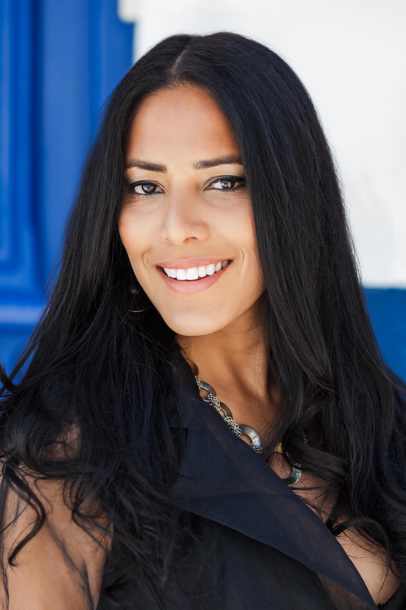 actor Kimberly Barrios large photo