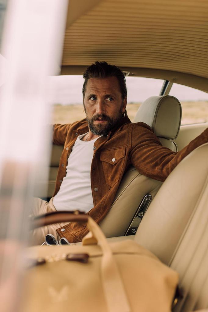 actor James Oliver Wheatley large photo