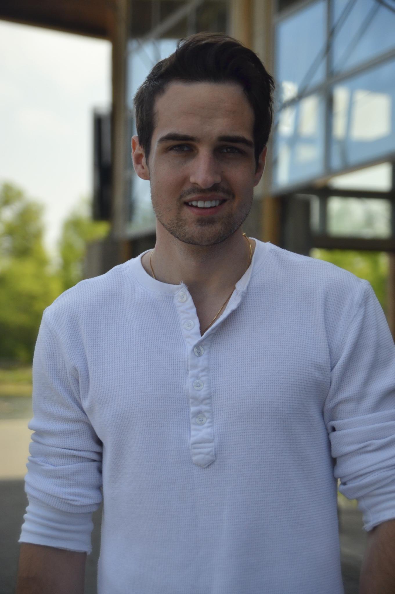 actor Tyson Wagner large photo