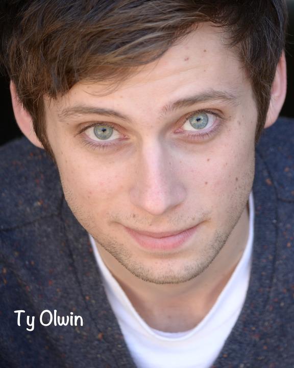 actor Ty Olwin large photo