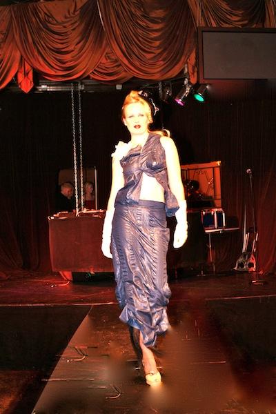 actor Amy Gillespie large photo