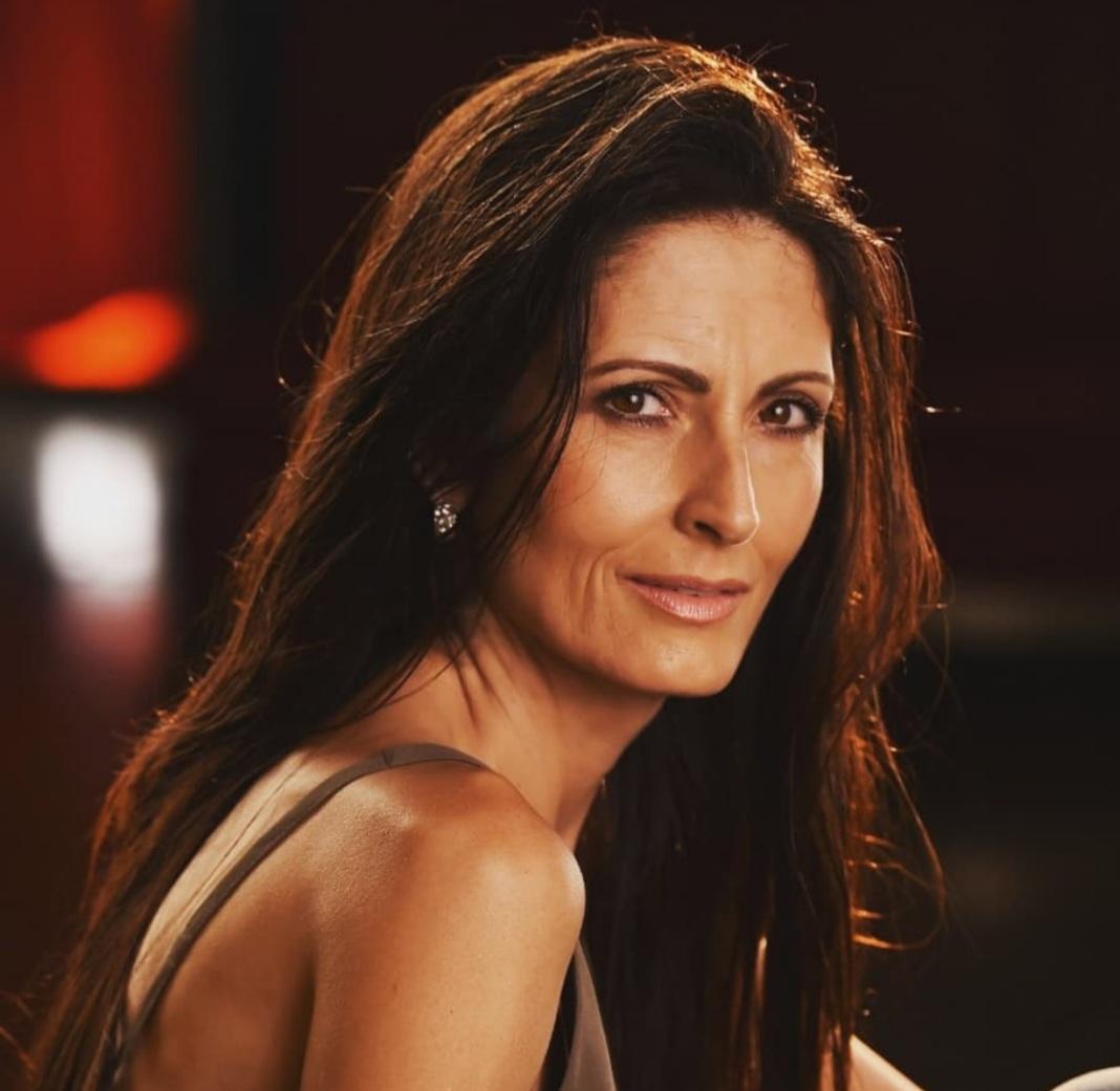 actor Rachel Petsiavas large photo