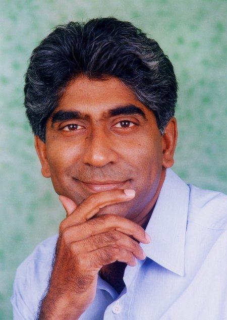 actor Ashok Amritraj large photo