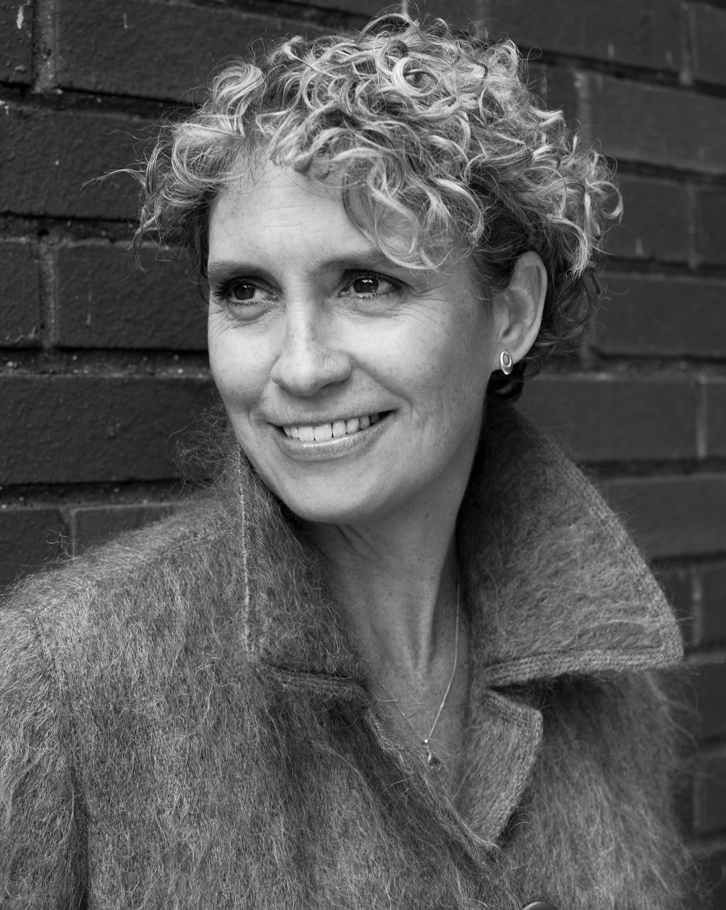 actor Fiona Gillies large photo