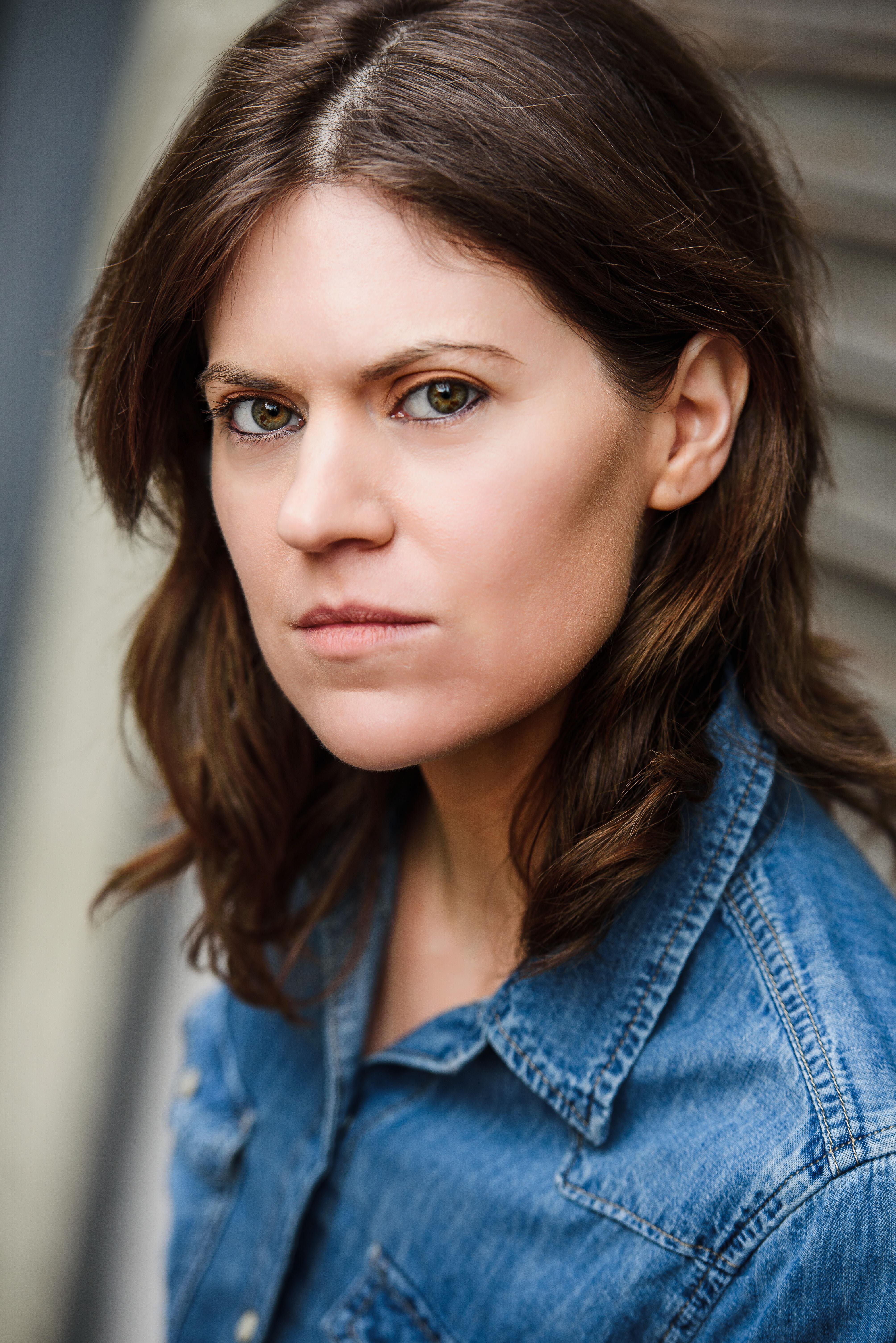 actor Kelly Rae LeGault large photo