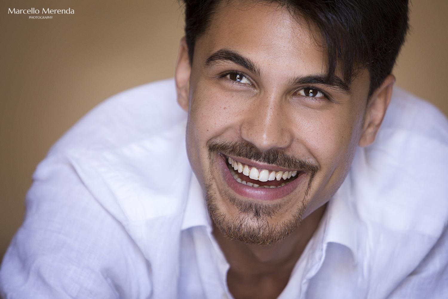 actor Elvis Esposito large photo