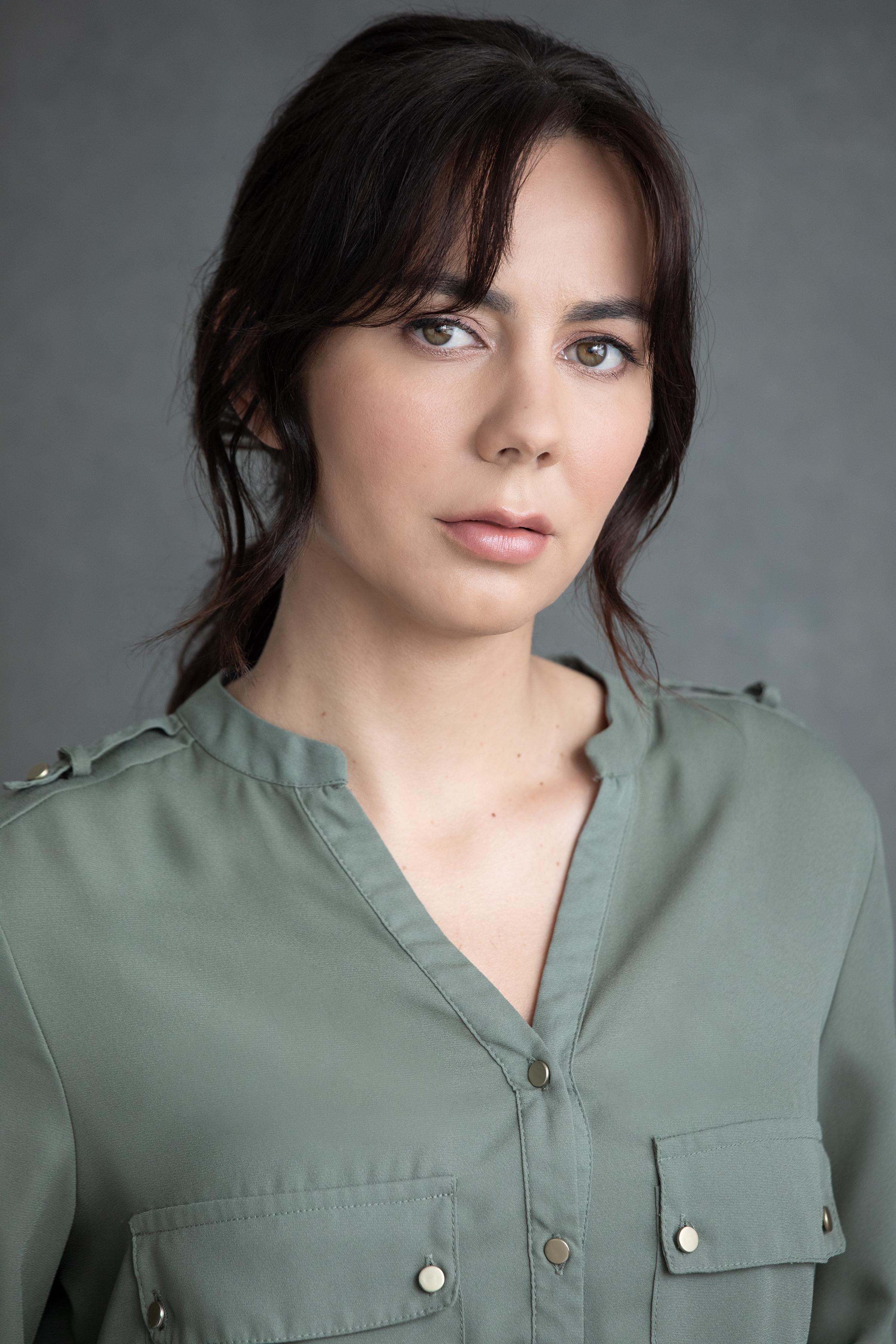 actor Michelle Doiron large photo