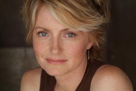 actor Kelley Hazen large photo