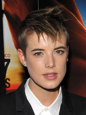 actor Agyness Deyn large photo