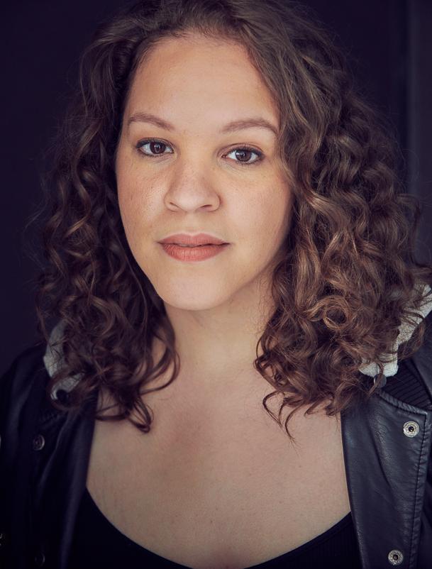 actor Stephanie Terrero large photo