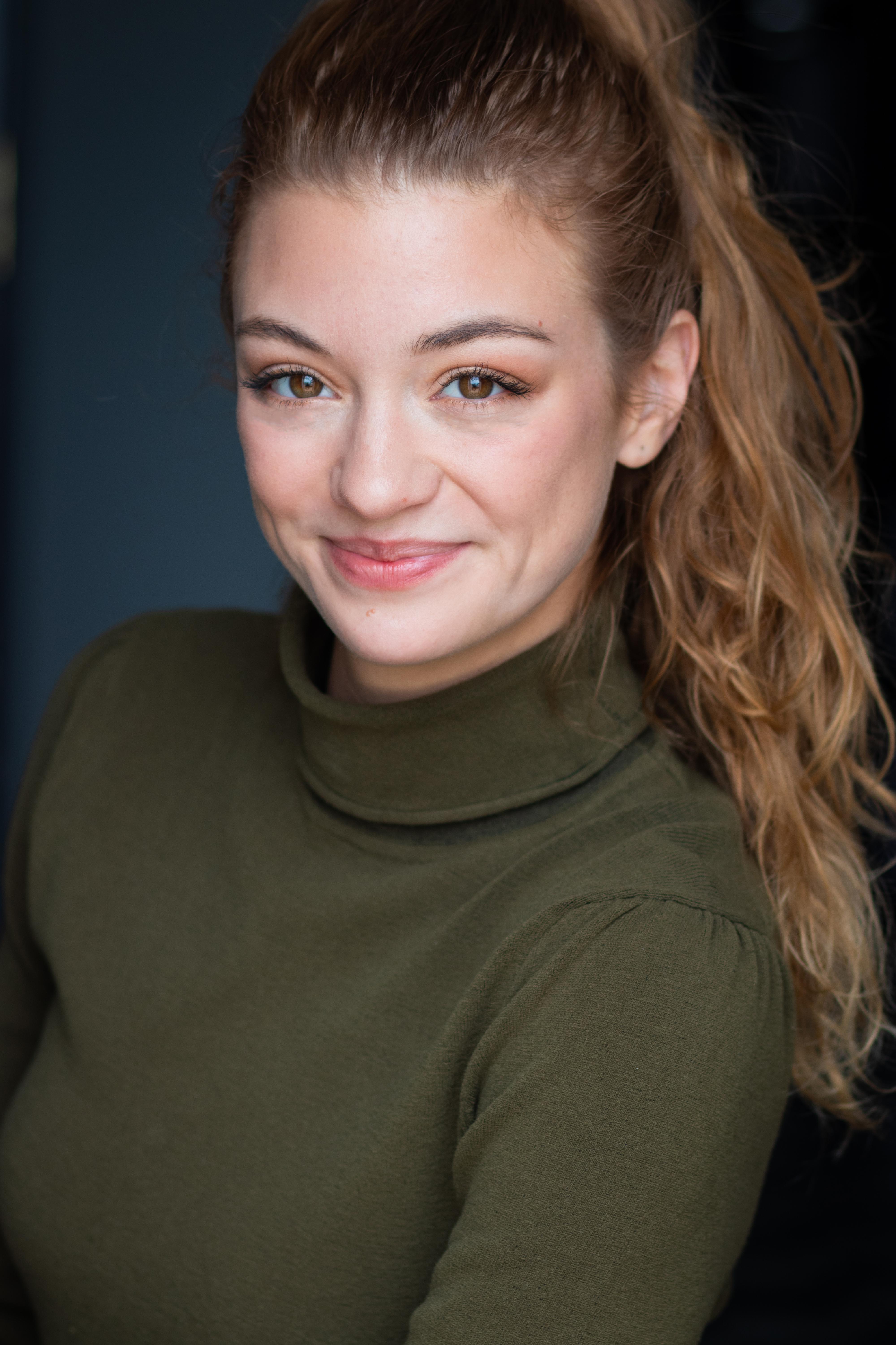 actor Joy Conly large photo