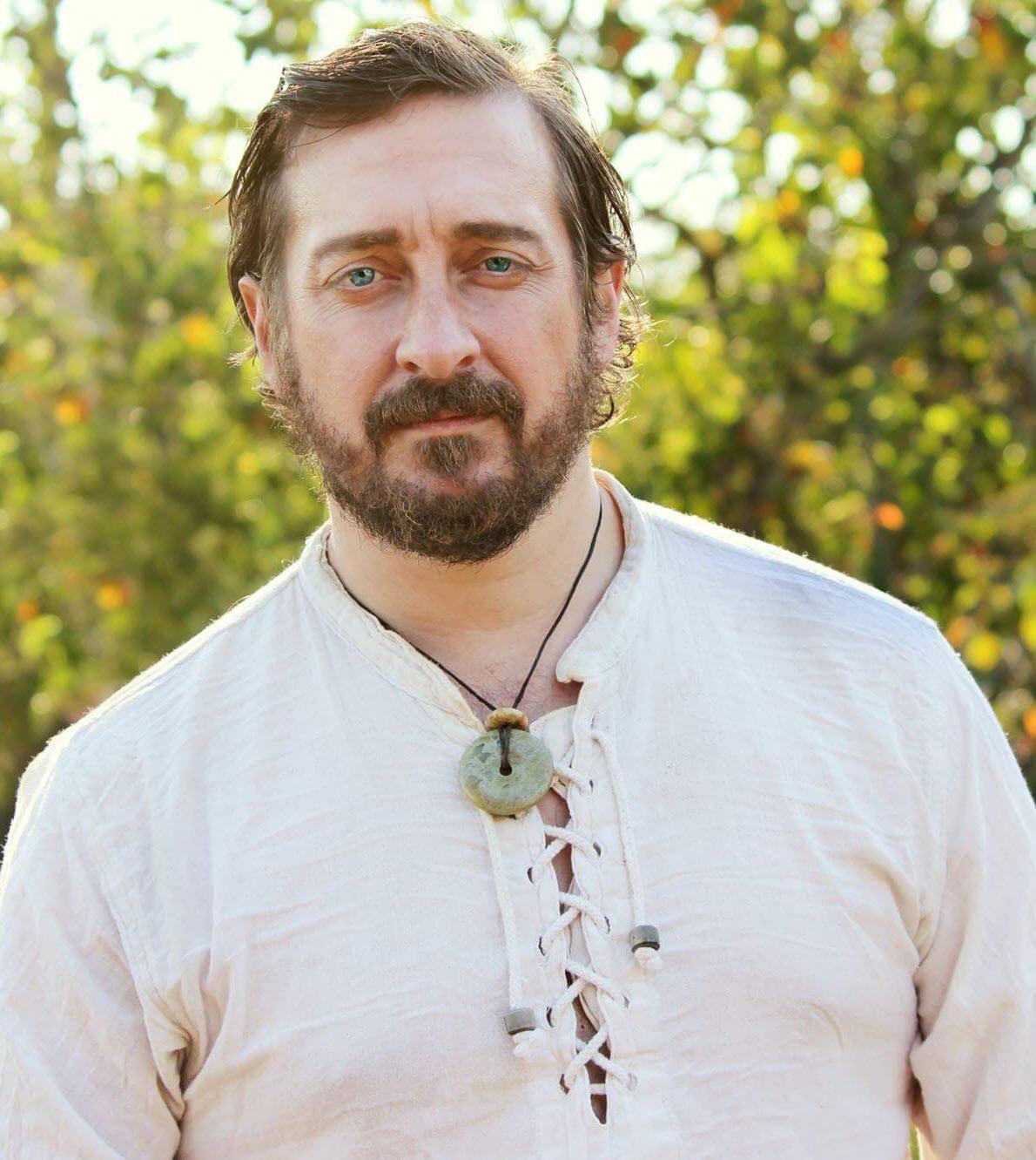 actor Michael Thomson large photo