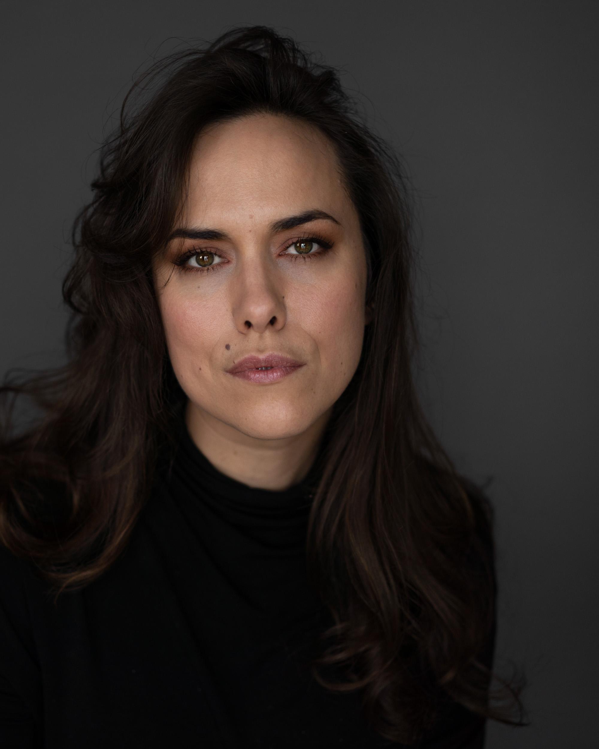 actor Carinne Leduc large photo