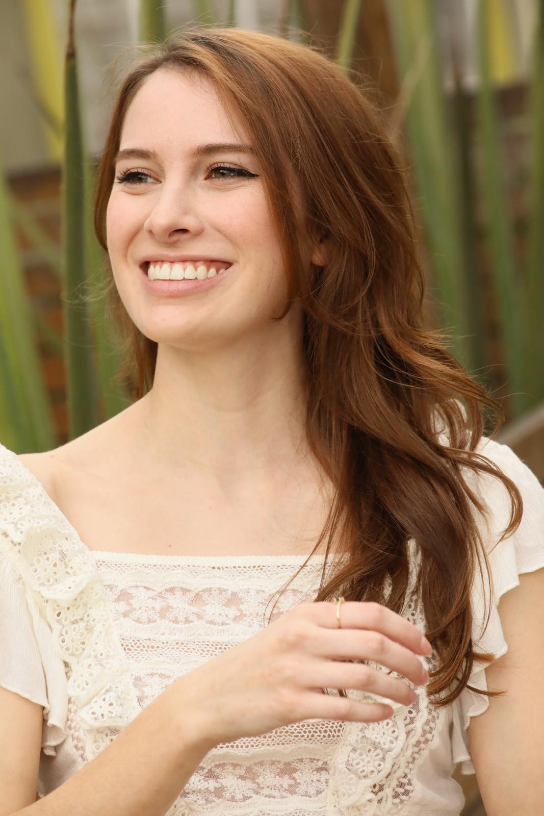 actor Paris Edlyn Deesing large photo