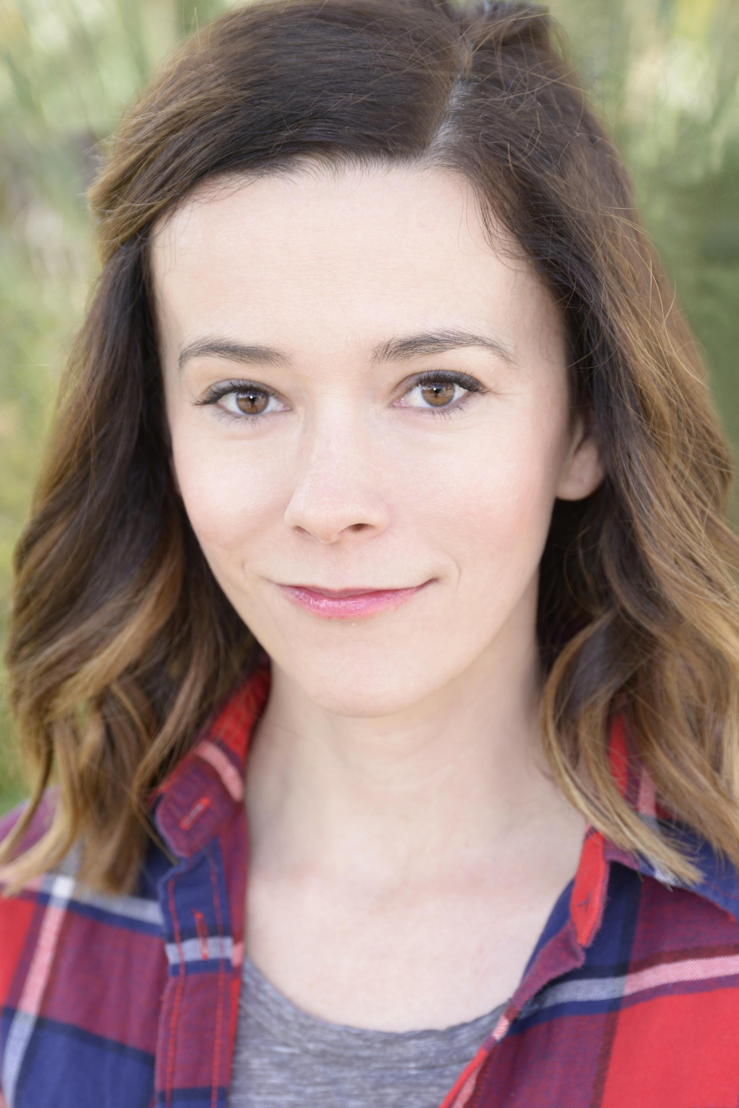 actor Jennifer Lance large photo