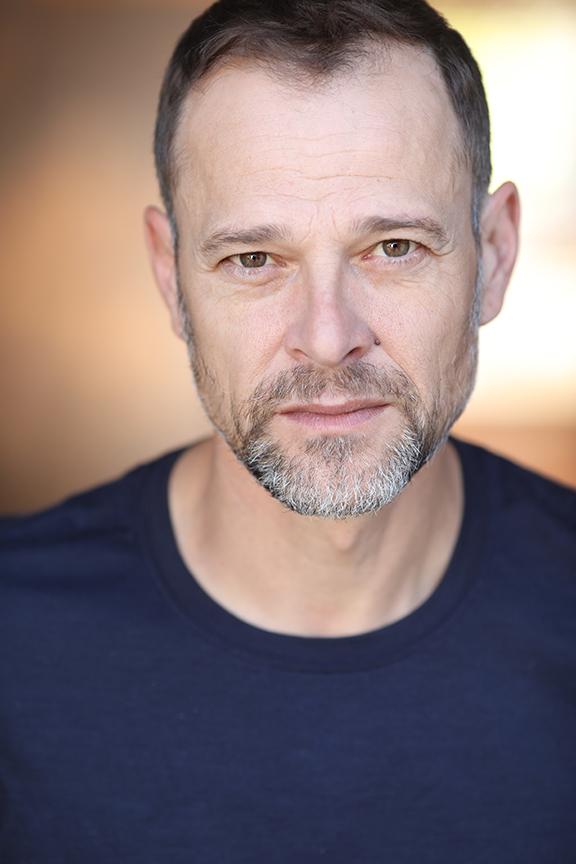 actor Jade Kindar-Martin large photo