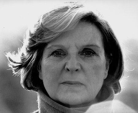 actor Ann Mitchell large photo