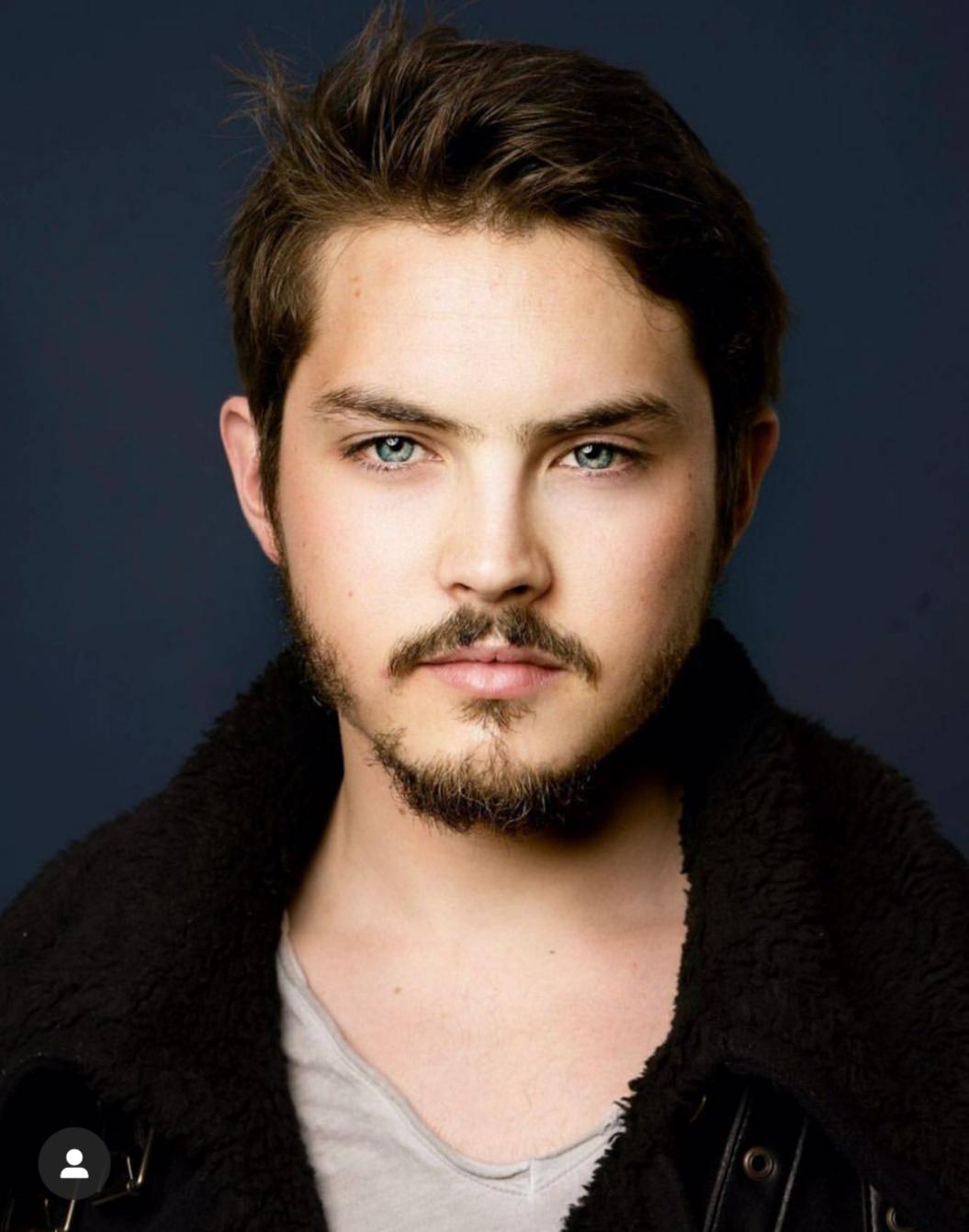 actor Dun Laskey large photo