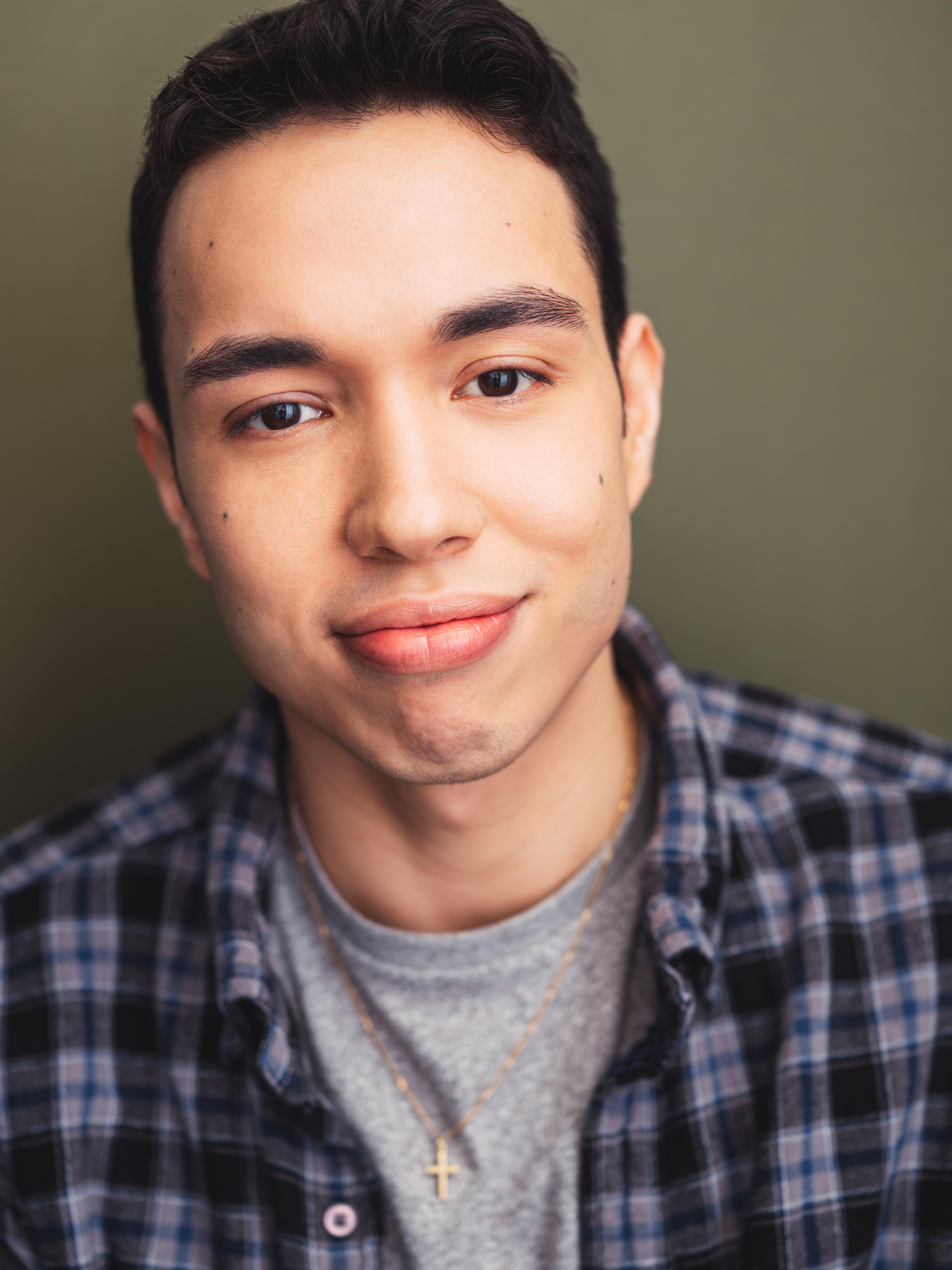 actor Mucho Garcia large photo