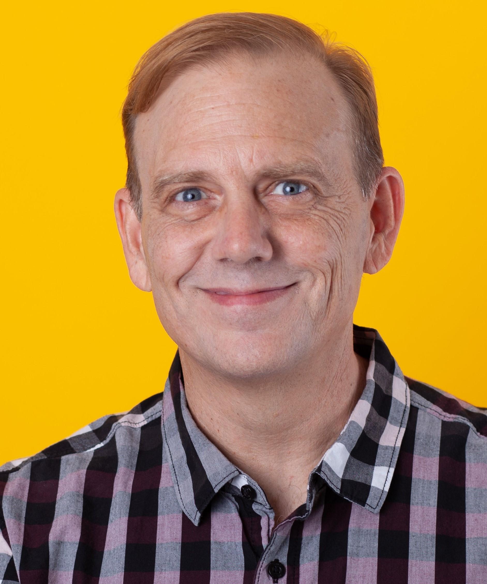 actor Robert Christopher Smith large photo