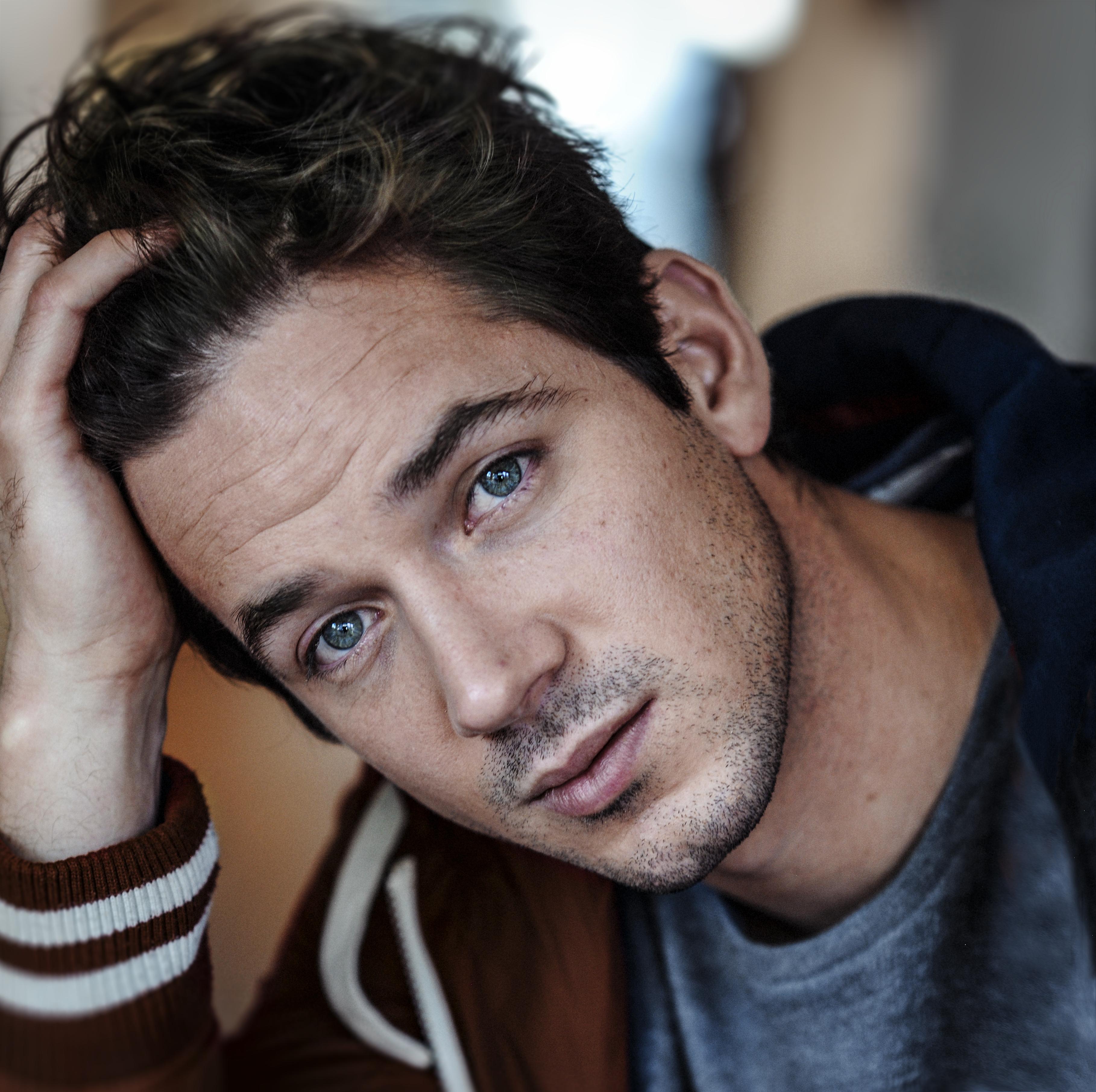 actor Marc Benjamin large photo