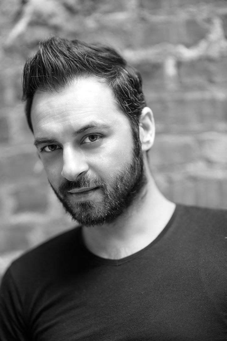 actor Ahmad Razvi large photo