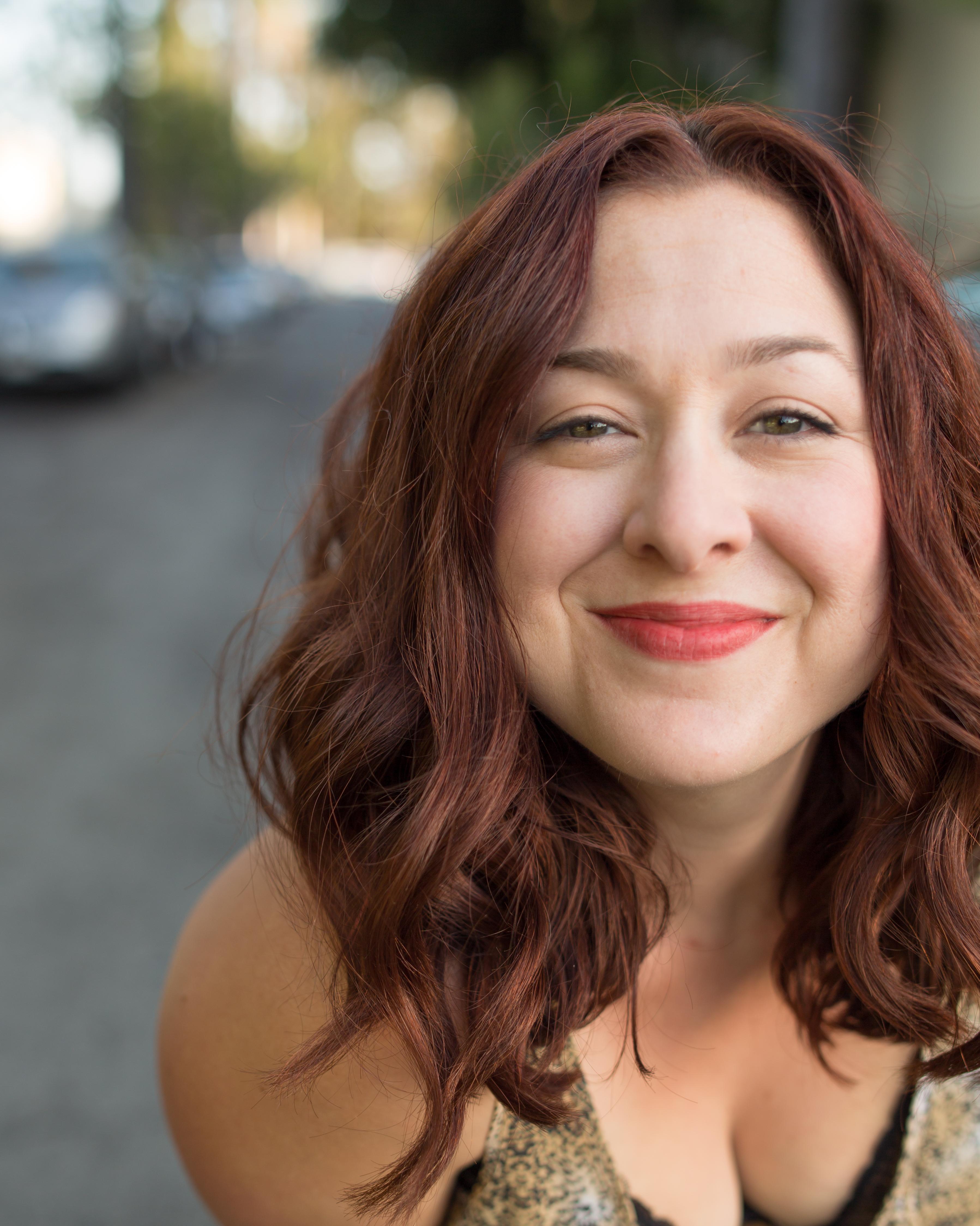 actor Jen Reiter large photo