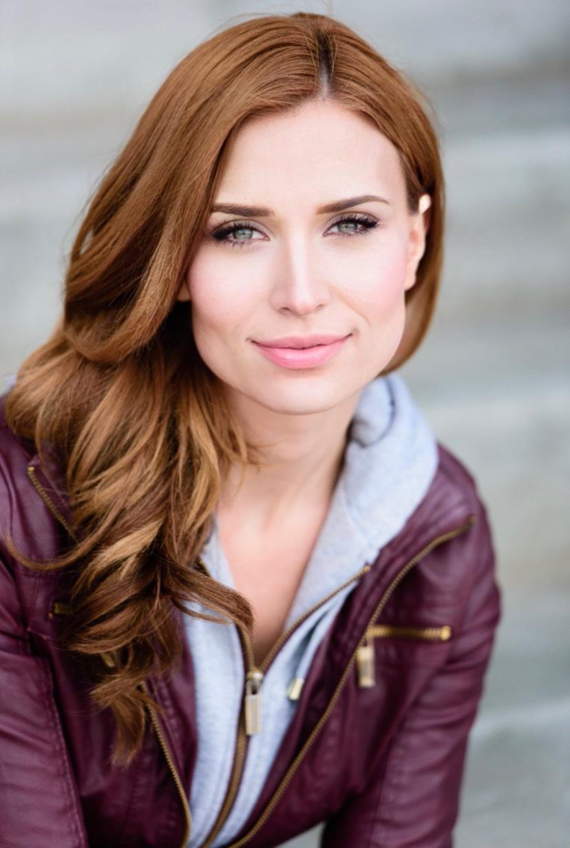 actor Eve Keener large photo